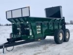 Arts Way Mfg. X700/X900 Manure Spreader_0419 copy