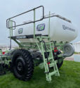 Orthman Mfg. TRU-aPLYr Dry Fertilizer System_1121 copy.jpeg